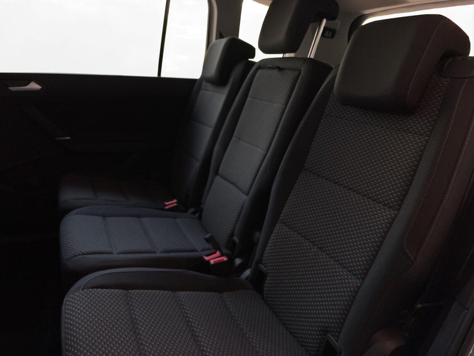 Volkswagen Touran – Bild 8