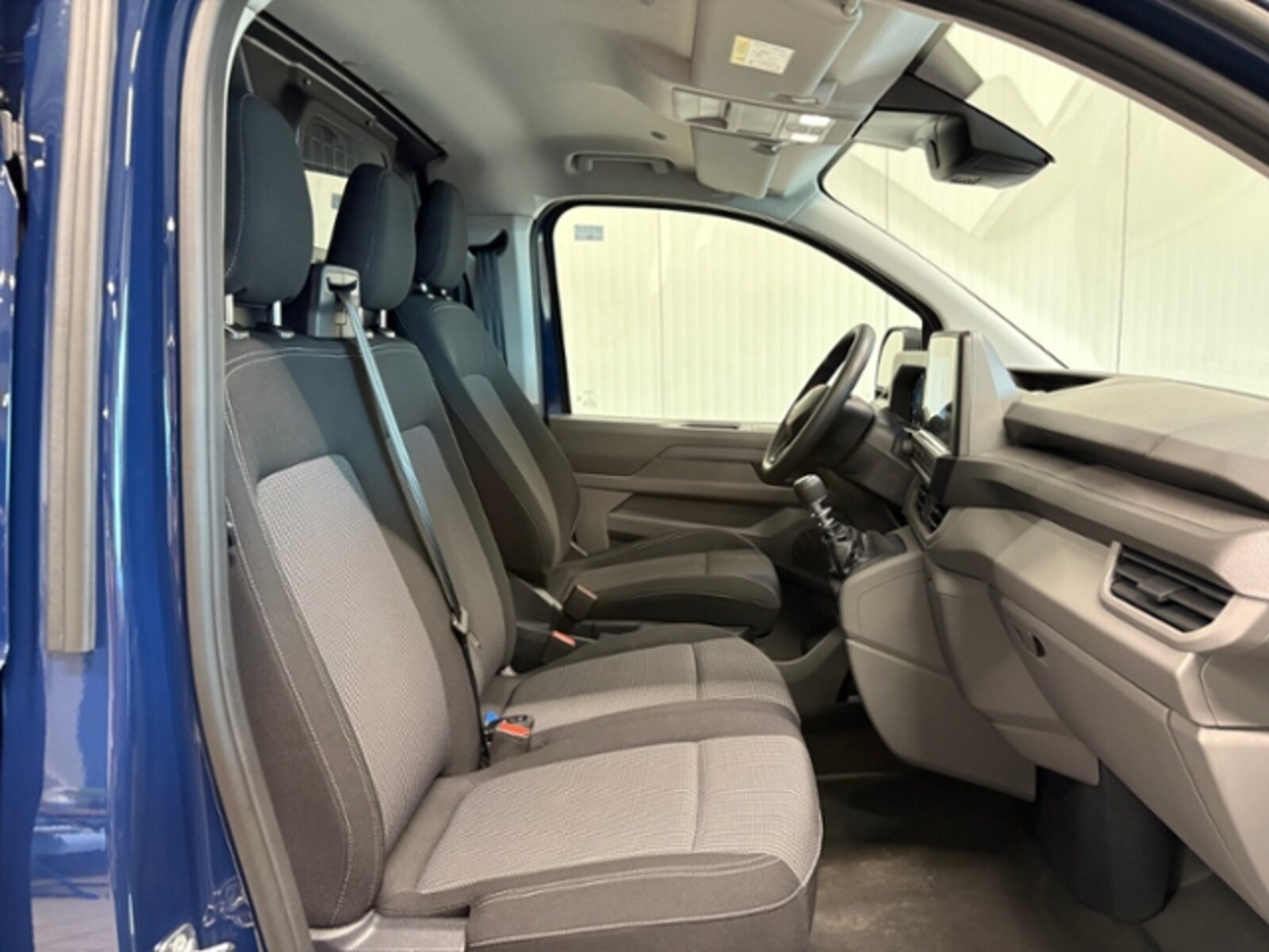 Volkswagen Transporter Kasten kurzer Radstand – Bild 17