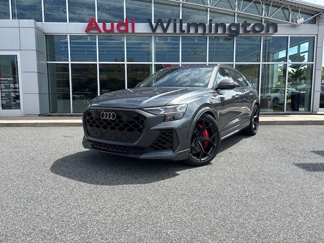 2026 Audi RS Q8 SUV performance