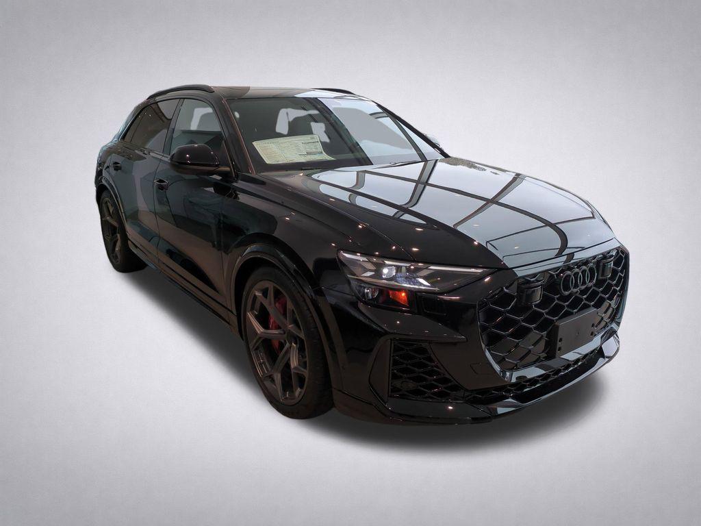 2026 Audi RS Q8 -'s photo