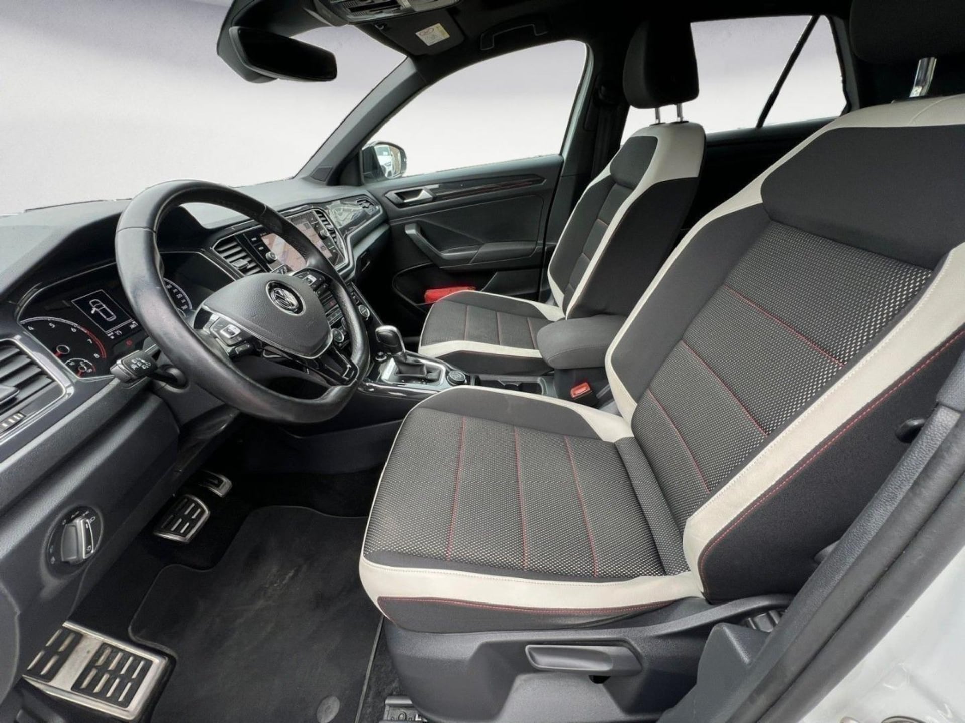 Volkswagen T-Roc Sport
