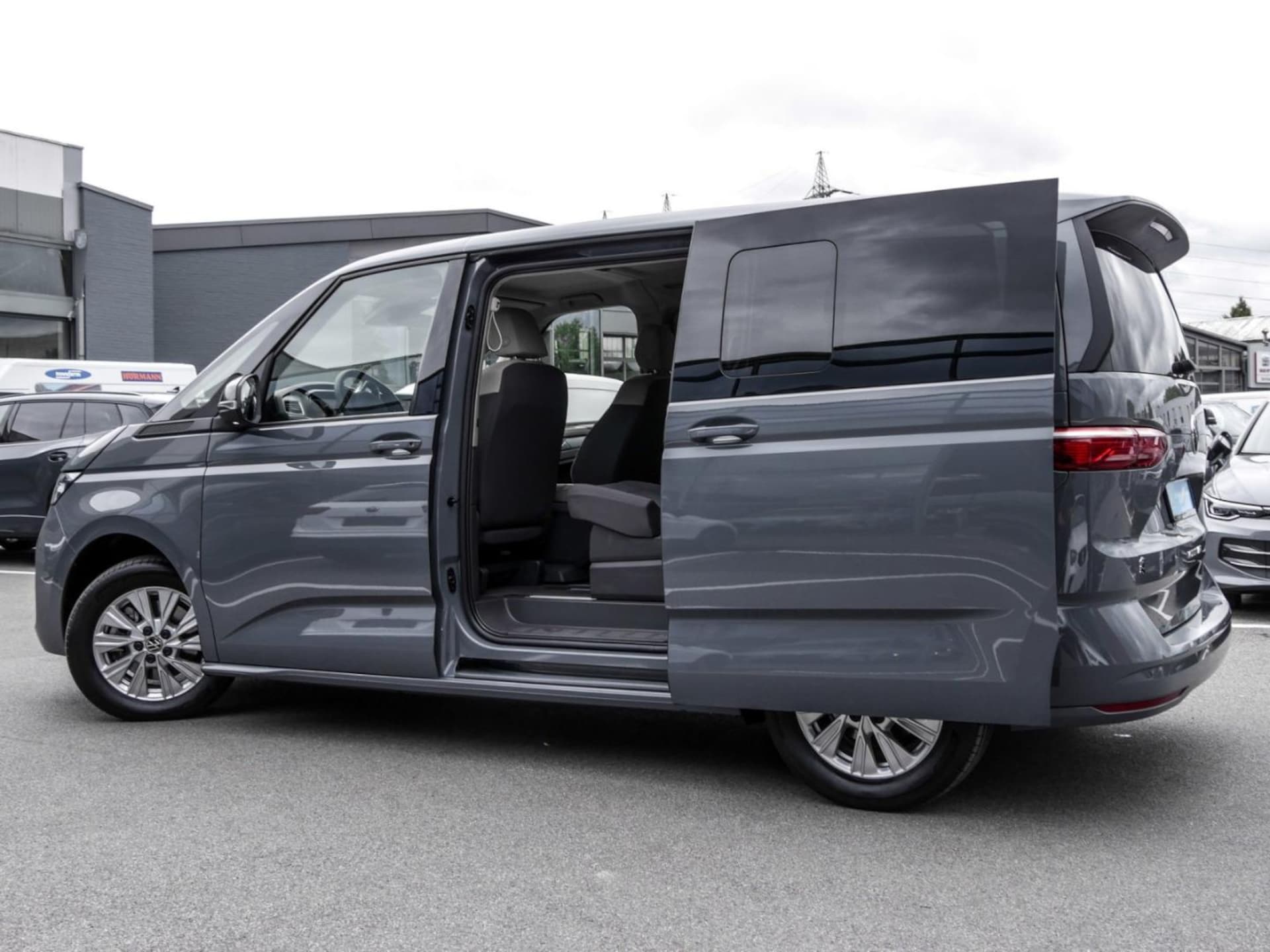 Volkswagen Multivan Basis-Modell