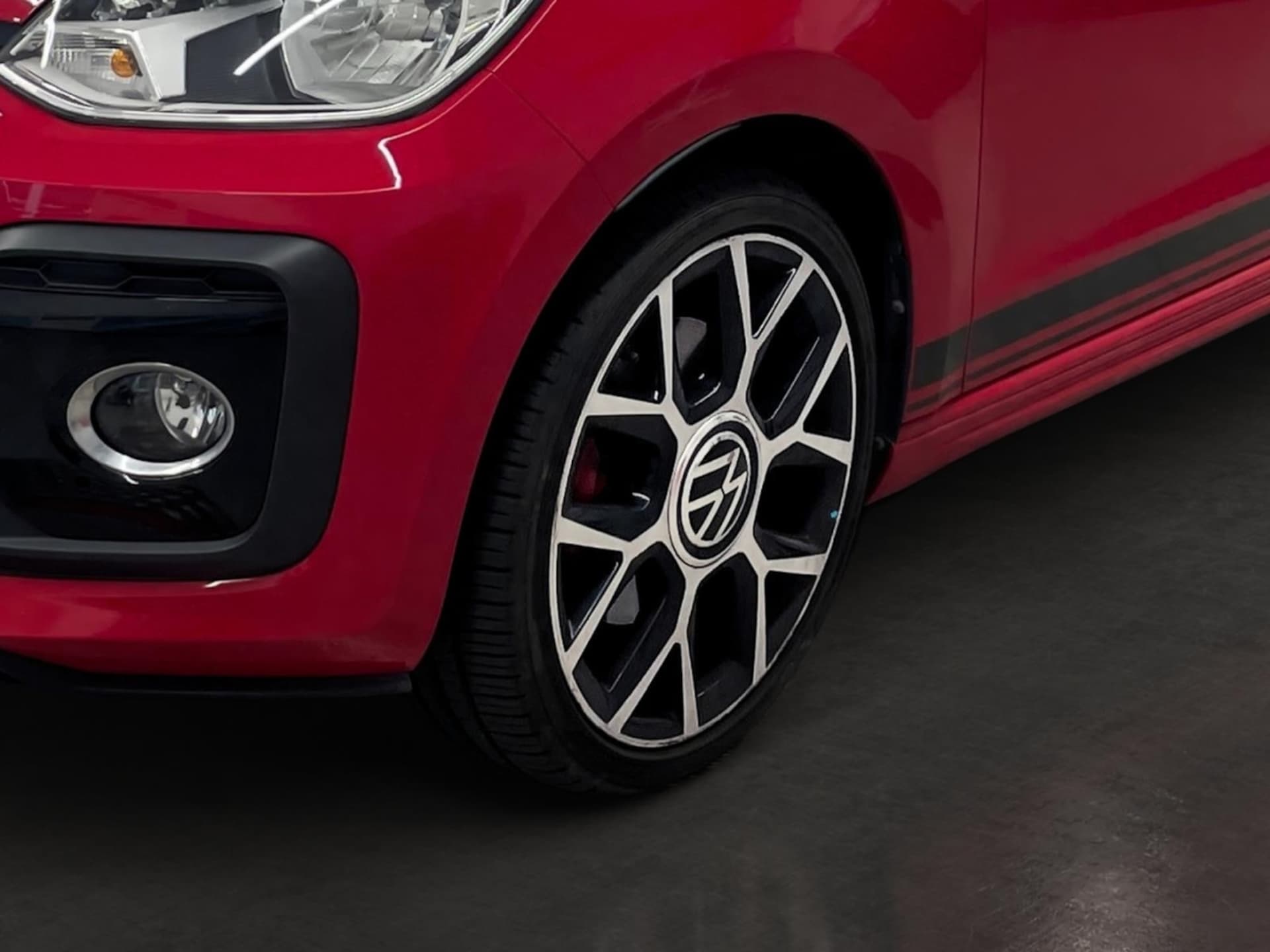 Volkswagen up! GTI