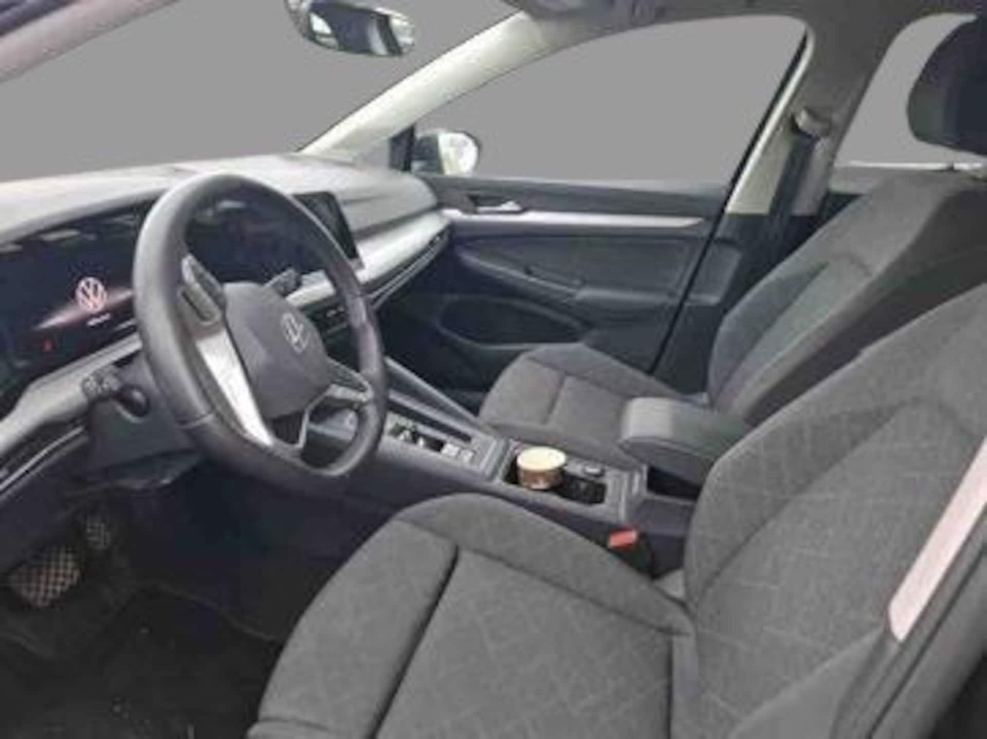 Volkswagen Golf Variant Life