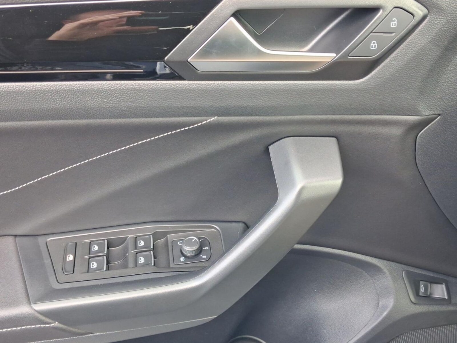 Volkswagen T-Roc – Bild 8