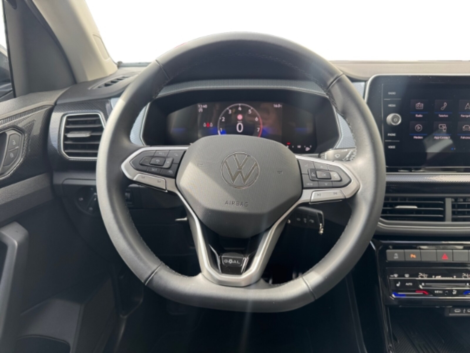 Volkswagen T-Cross – Bild 11