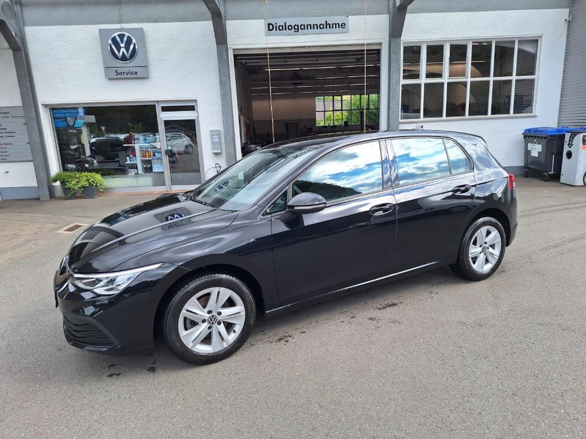 Volkswagen Golf Life