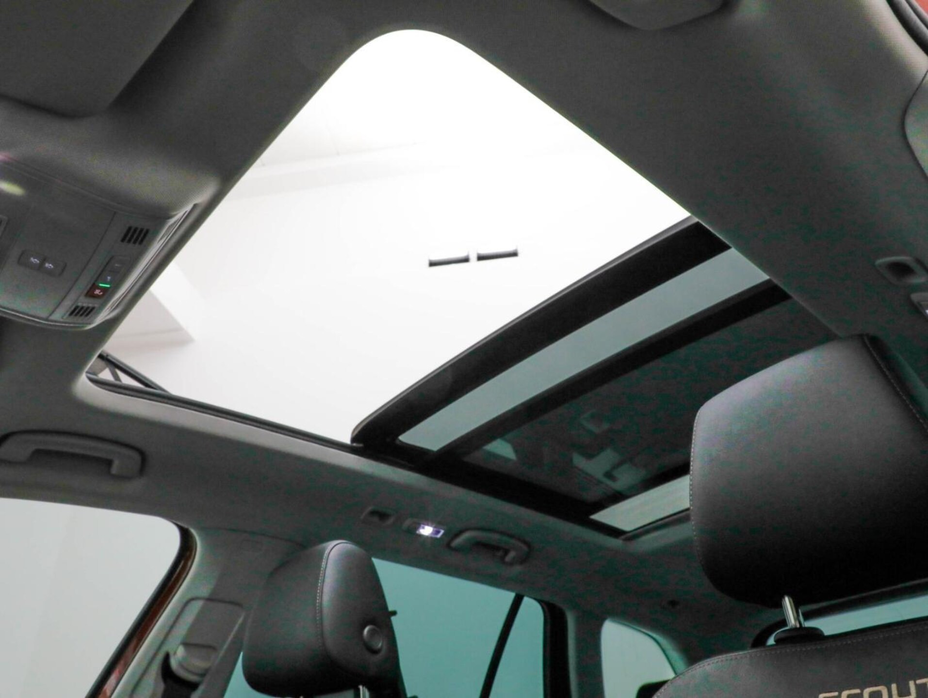 Skoda Superb Combi Scout