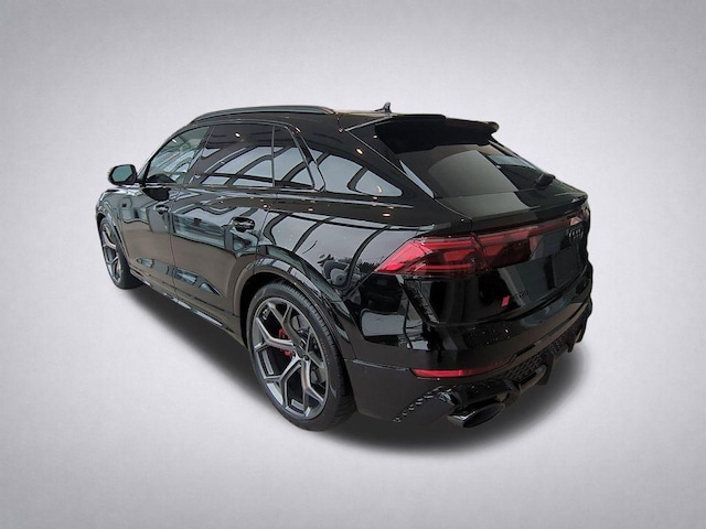 2026 Audi RS Q8 SUV performance