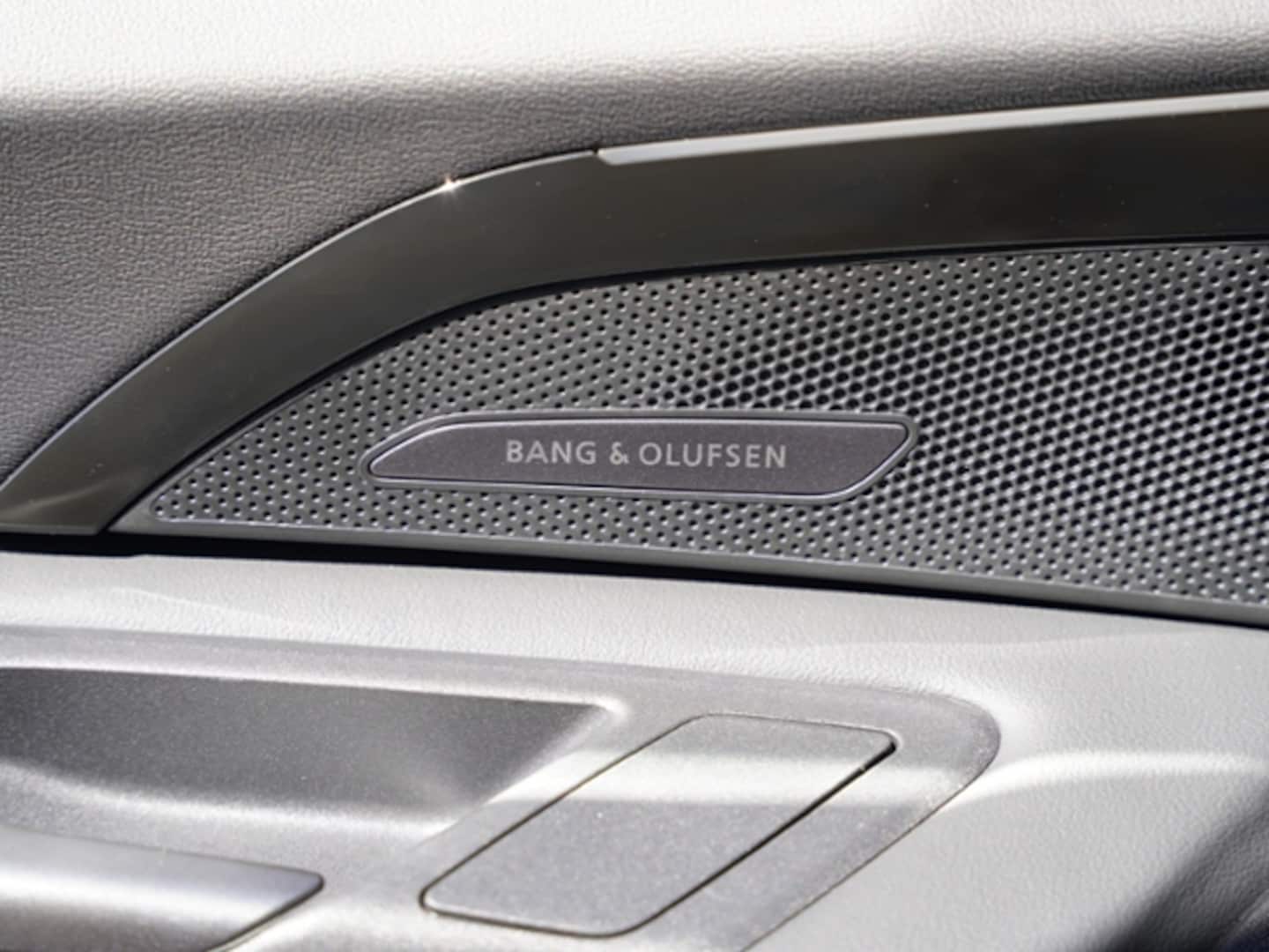 Bild über Audi Q5 SUV TDI quattro 150 kW S tronic - für weitere Informationen kontaktieren Sie den Audi Partner