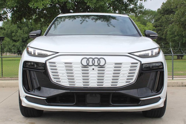 2025 Audi SQ6 e-tron