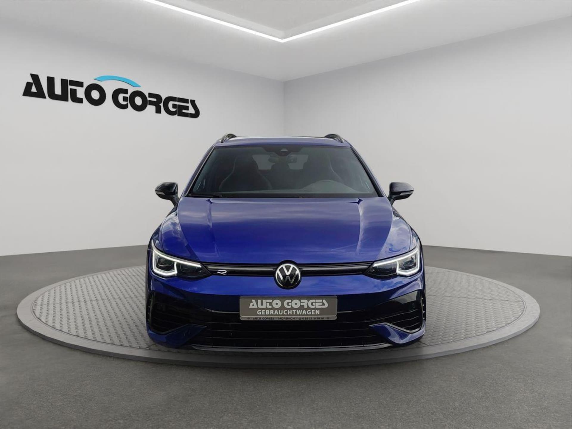 Volkswagen Golf Variant R