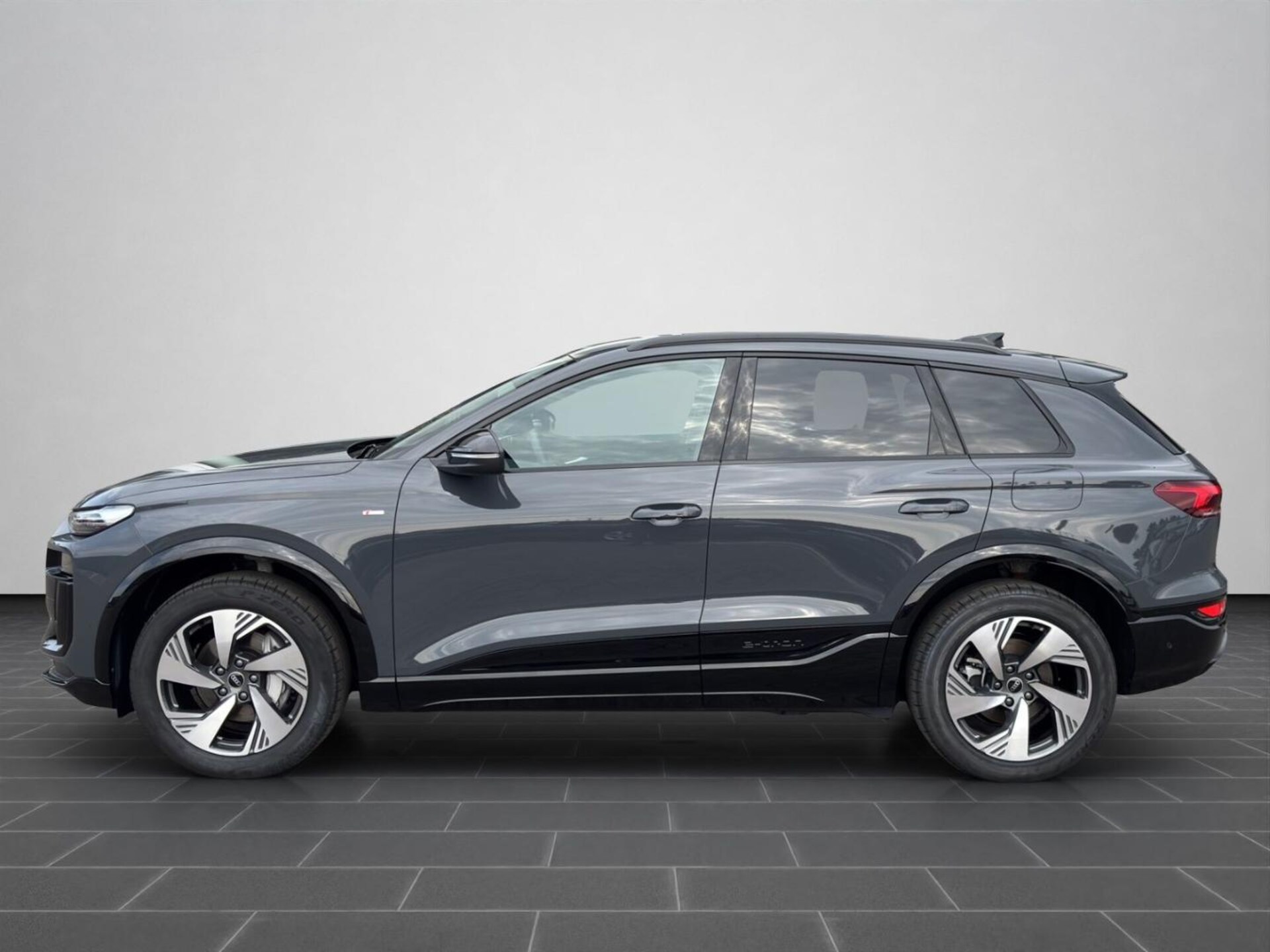 Audi Q6 SUV e-tron
