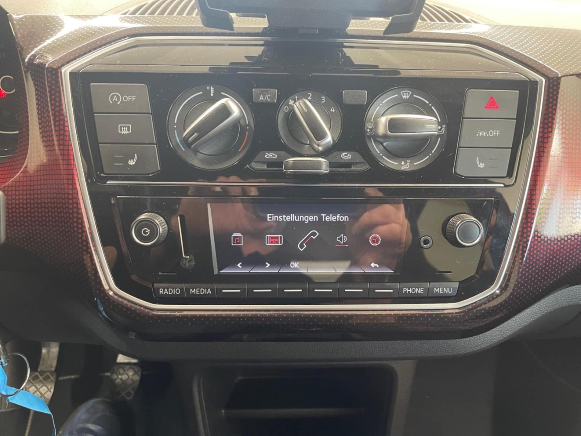 Volkswagen up! GTI