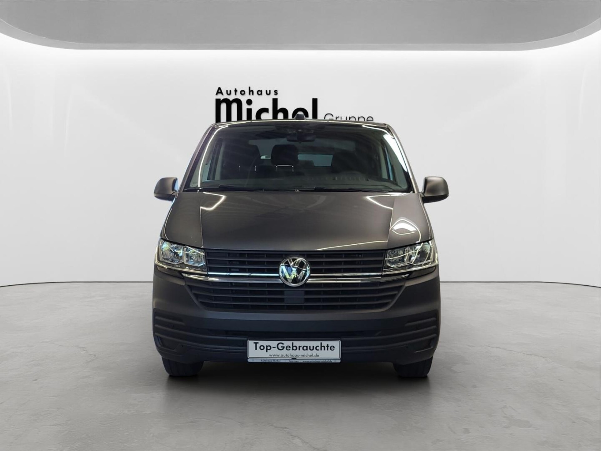 Volkswagen T6.1 Transporter Kombi langer Radstand