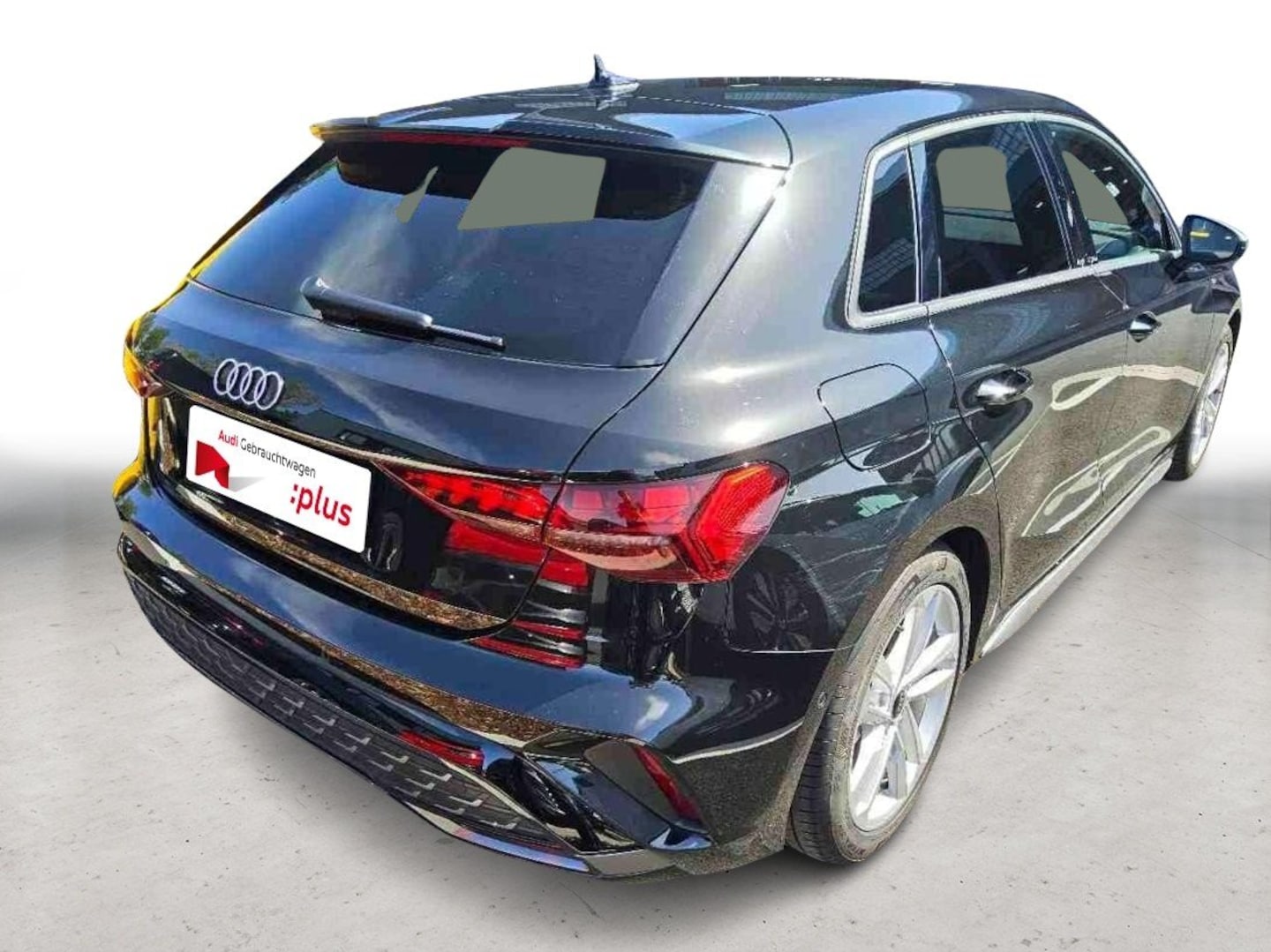 Bild über Audi A3 Sportback S line 35 TFSI S tronic - für weitere Informationen kontaktieren Sie den Audi Partner
