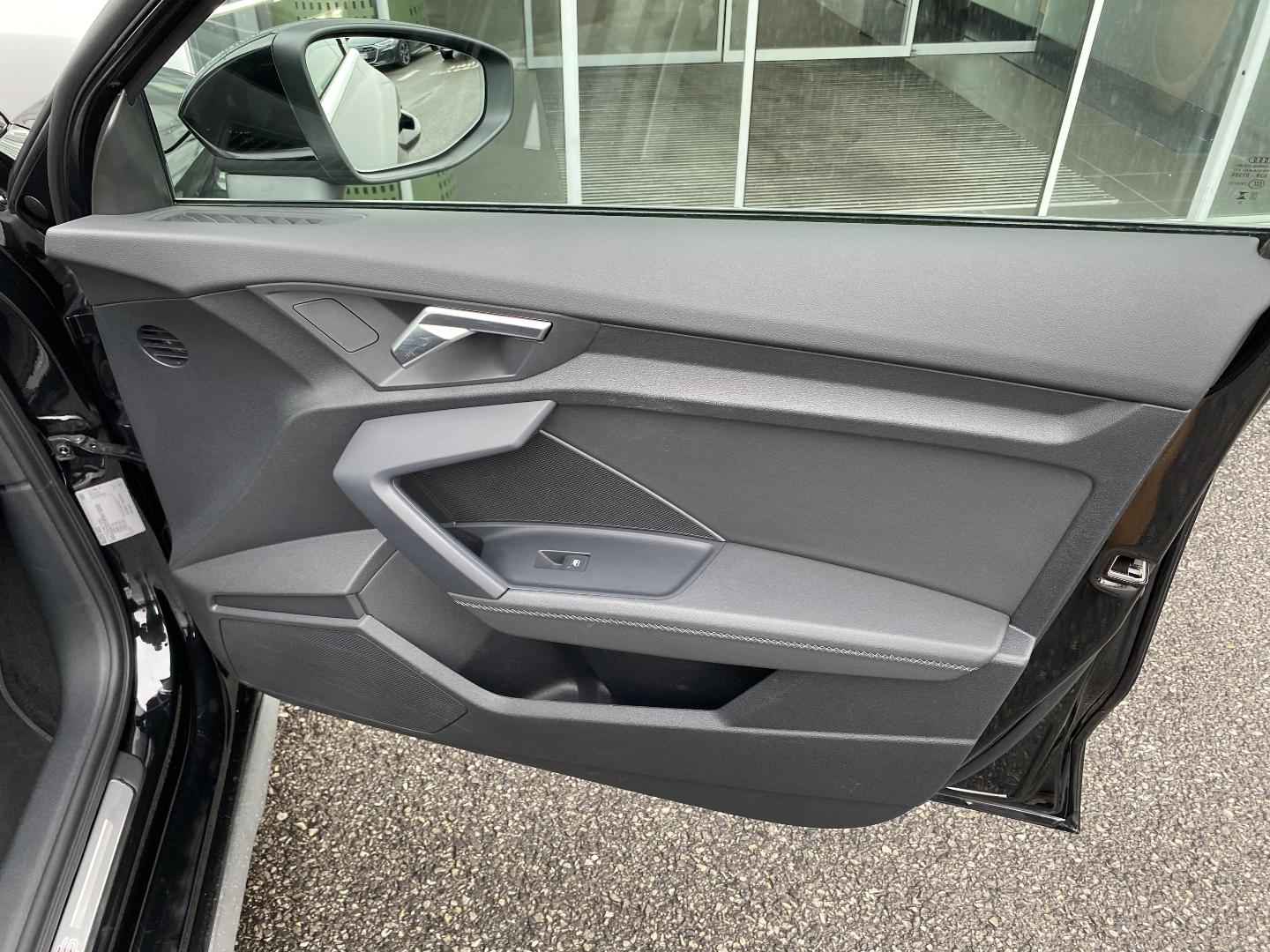 Image about Audi A3 Sportback S line 35 TDI 110 kW (150 ch) S tronic