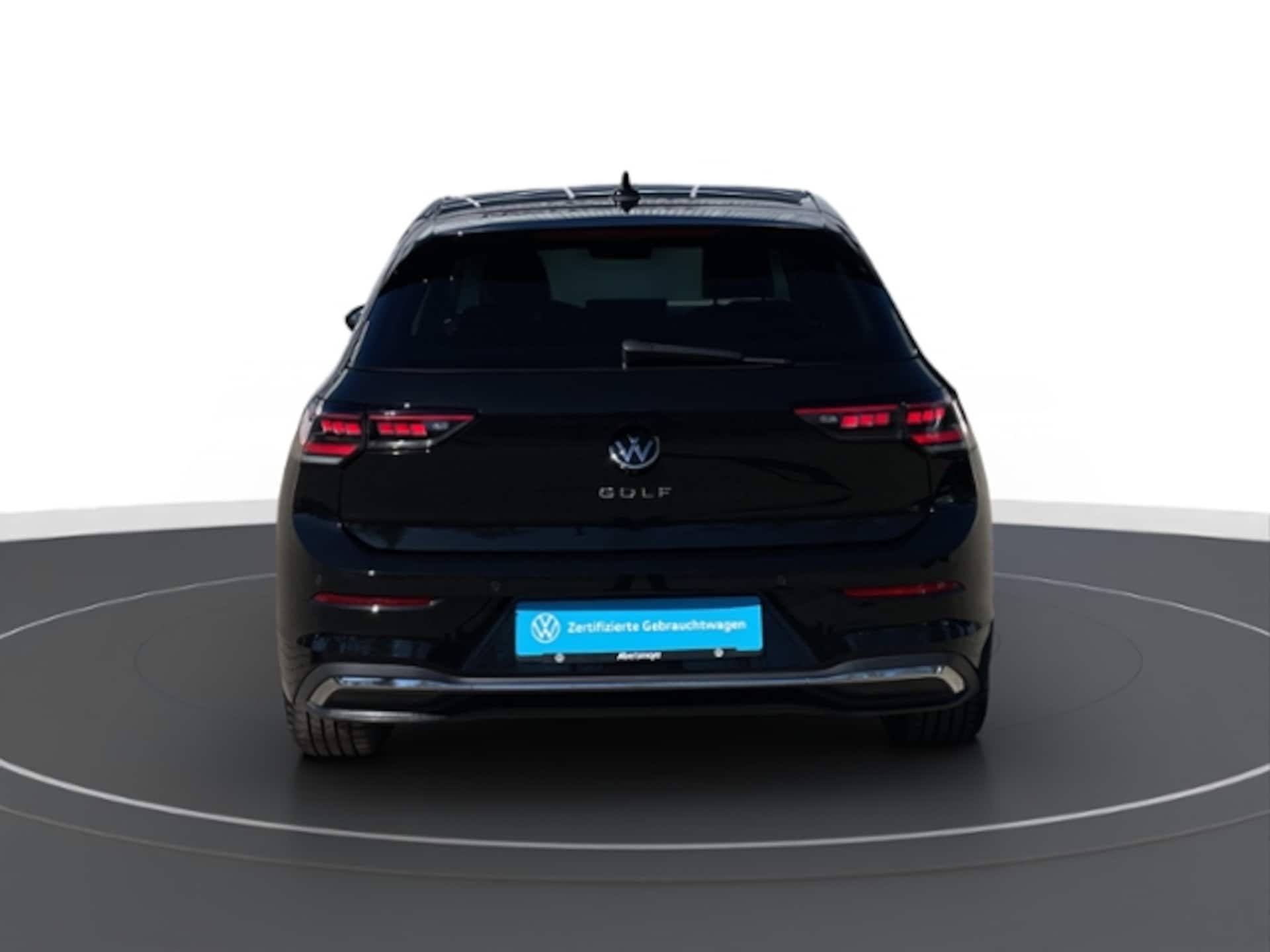 Volkswagen Golf Style