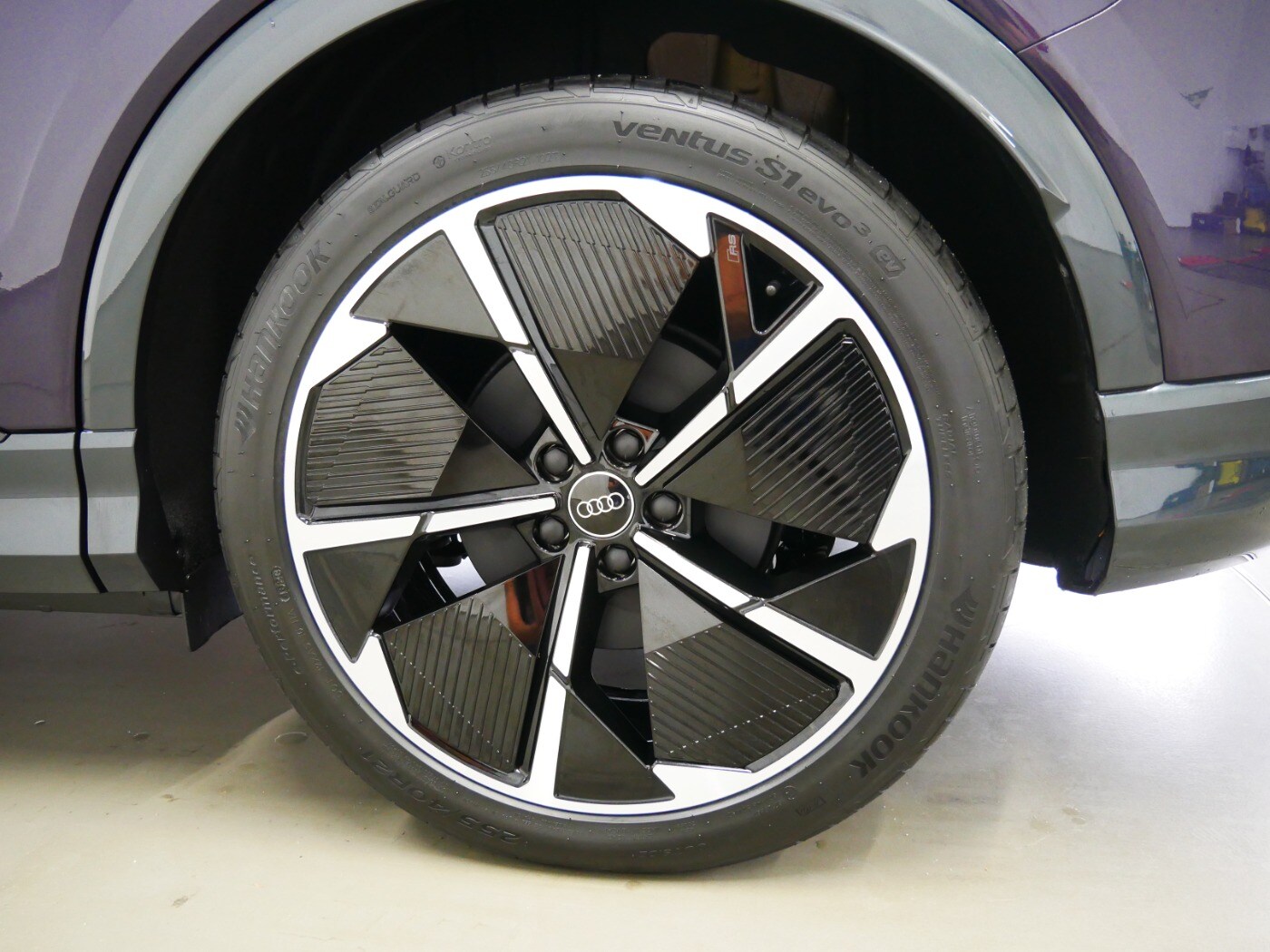 Image about Audi Q4 Sportback e-tron 45 e-tron quattro