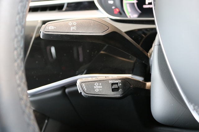 Audi A8 TFSI e 60 TFSI e quattro 340(462) kW(PS) tiptronic for more details contact your dealer
