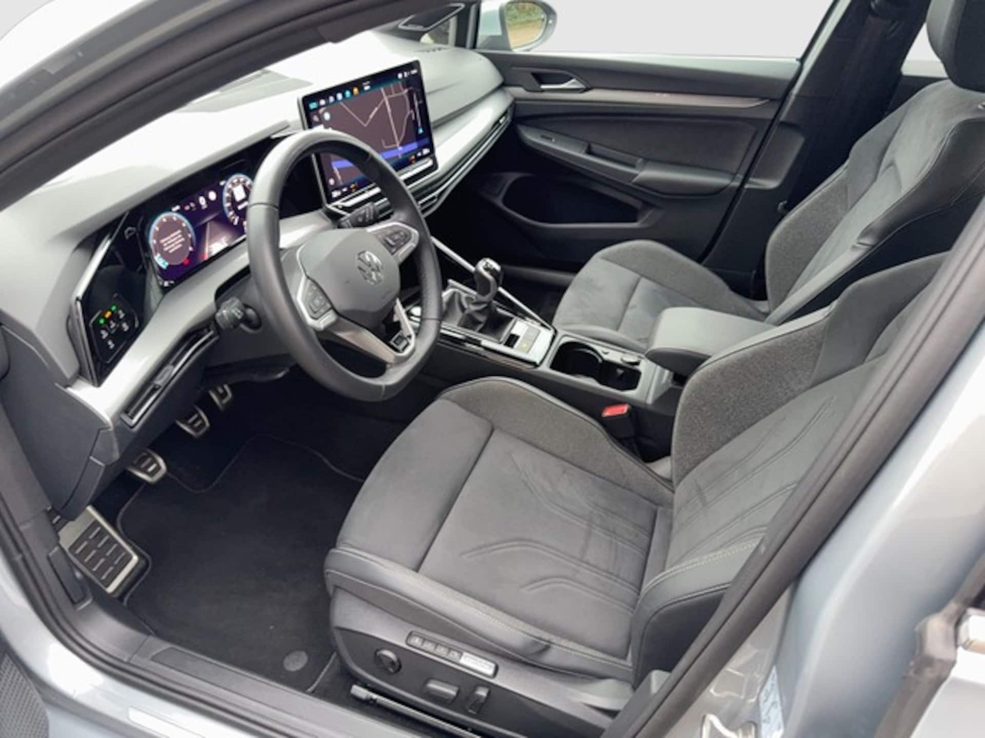 Volkswagen Golf Style