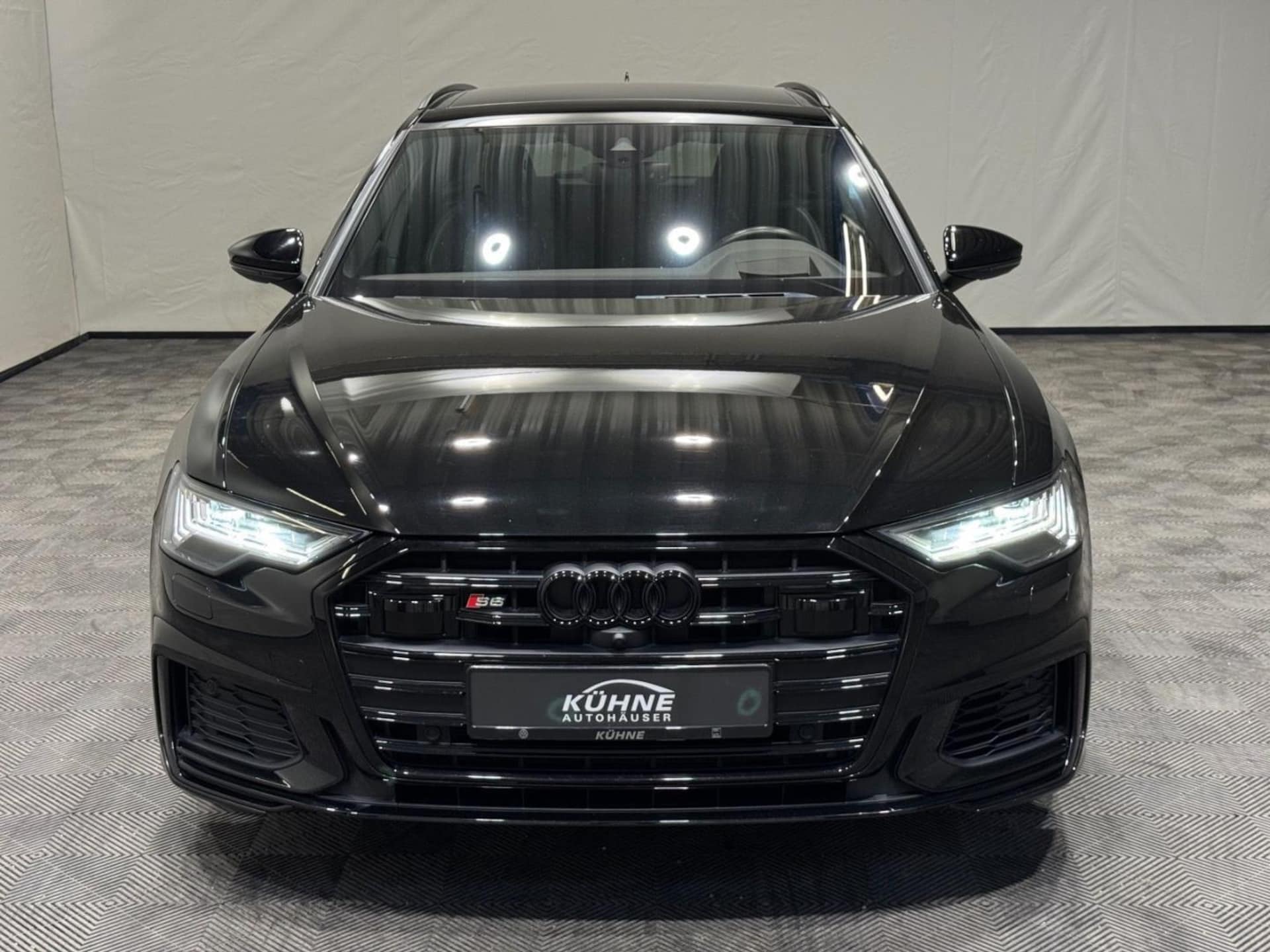 Audi S6 Avant
