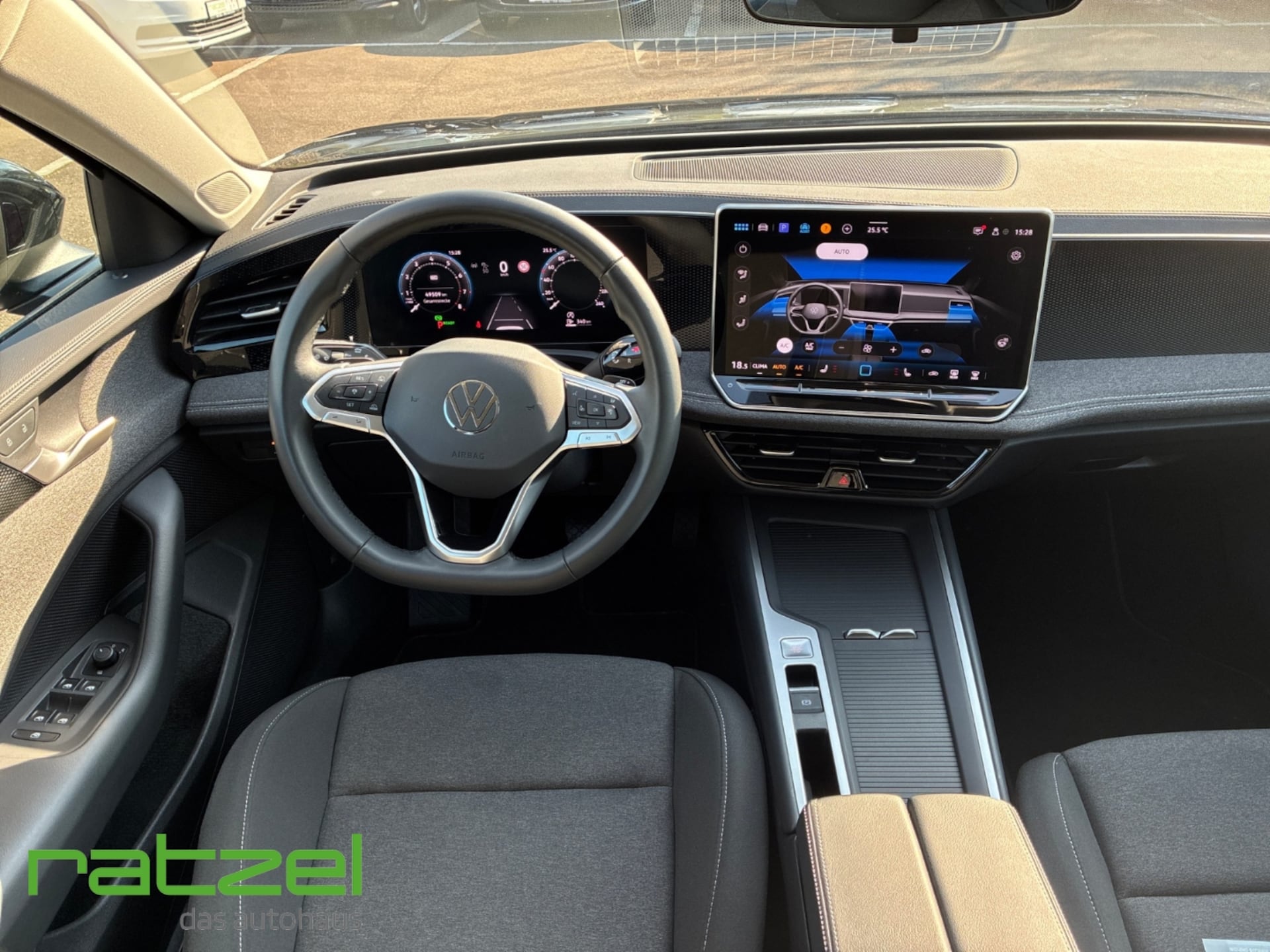 Volkswagen Passat Basis-Modell