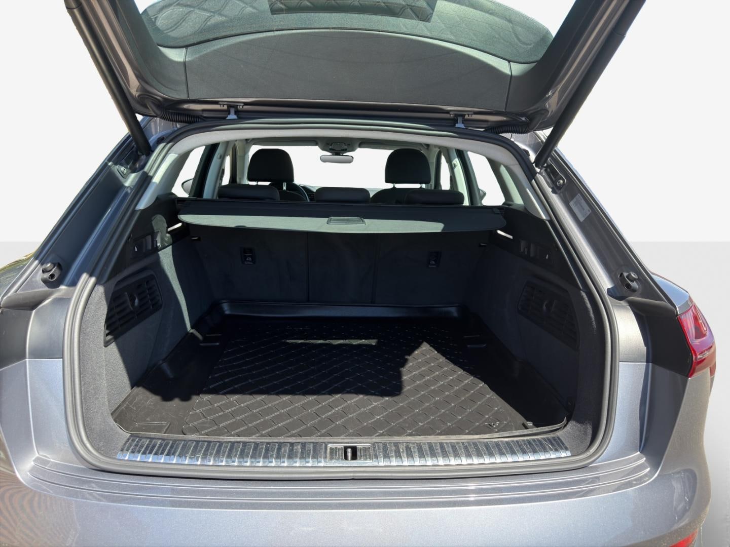 Image de Audi e-tron Attraction 50 quattro 230,00 kW - for more details contact your dealer