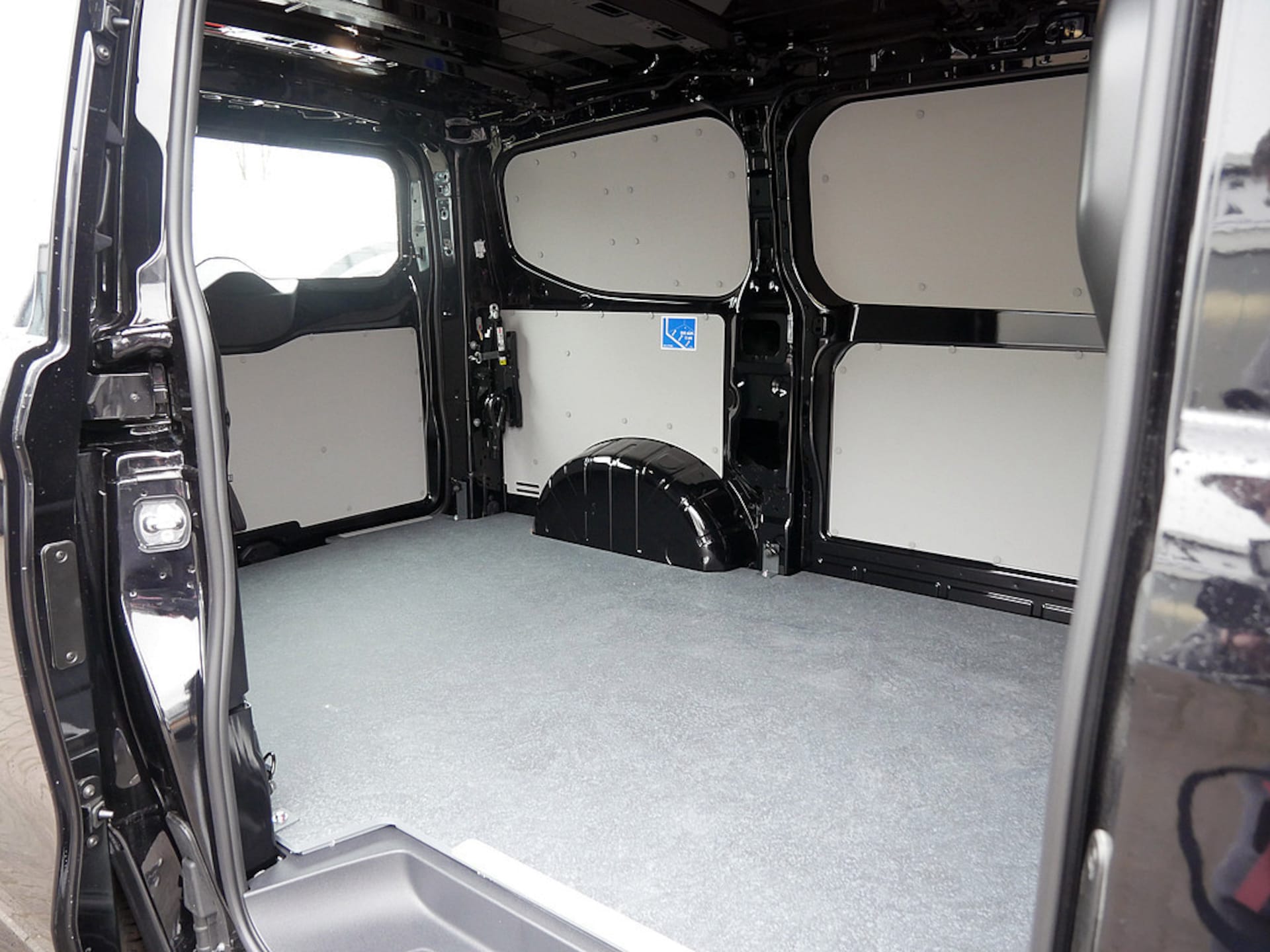 Volkswagen Transporter Kasten kurzer Radstand