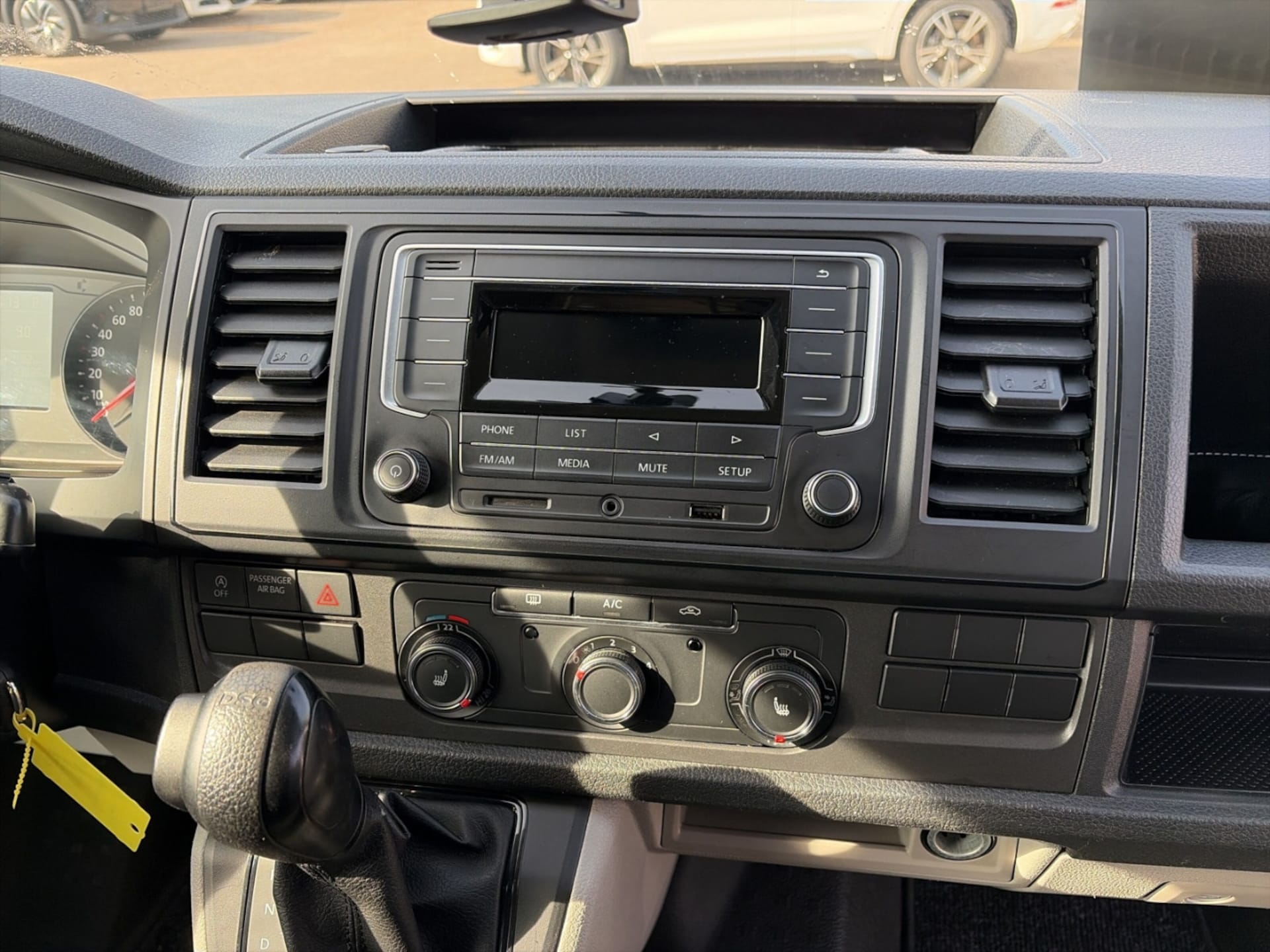 Volkswagen T6 Transporter Kasten kurzer Radstand