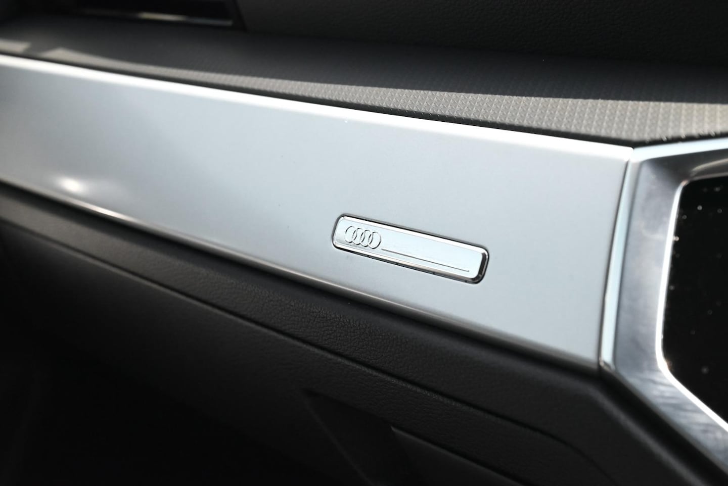 Image about Audi Q3 Sportback 35 TFSI S tronic