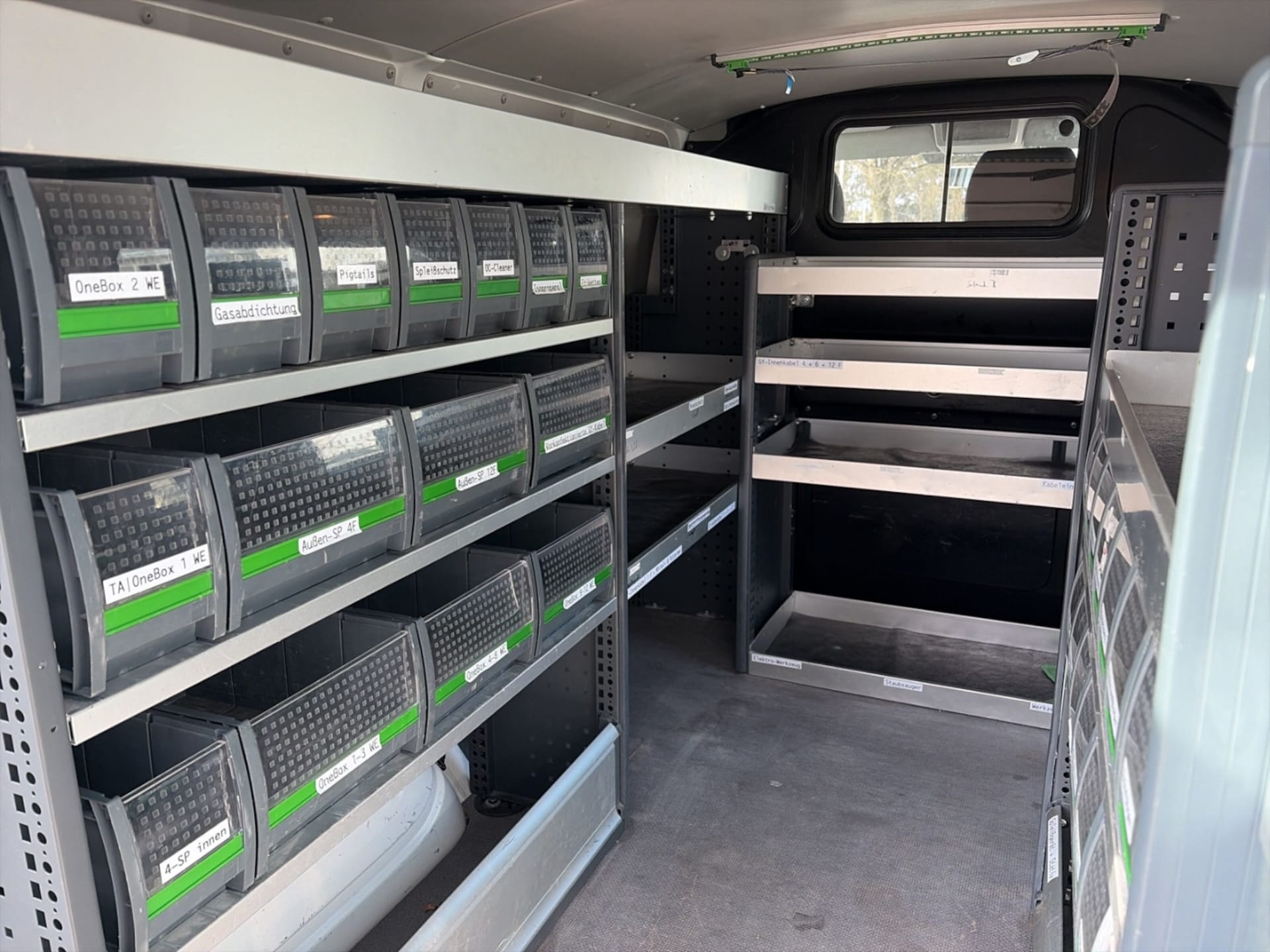 Volkswagen T6 Transporter Kasten kurzer Radstand