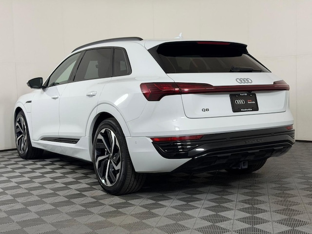 2024 Audi Q8 e-tron