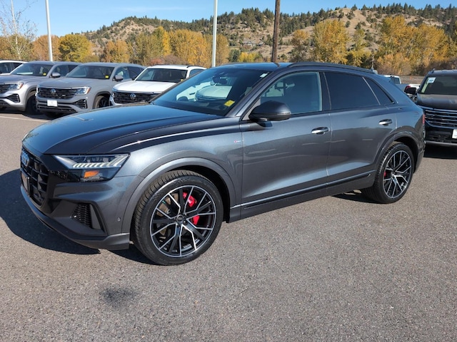Photo of 2022 Audi Q8 