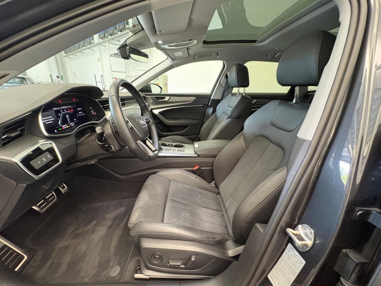 Bild über Audi A6 allroad quattro 45 TDI quattro S tronic - für weitere Informationen kontaktieren Sie den Audi Partner