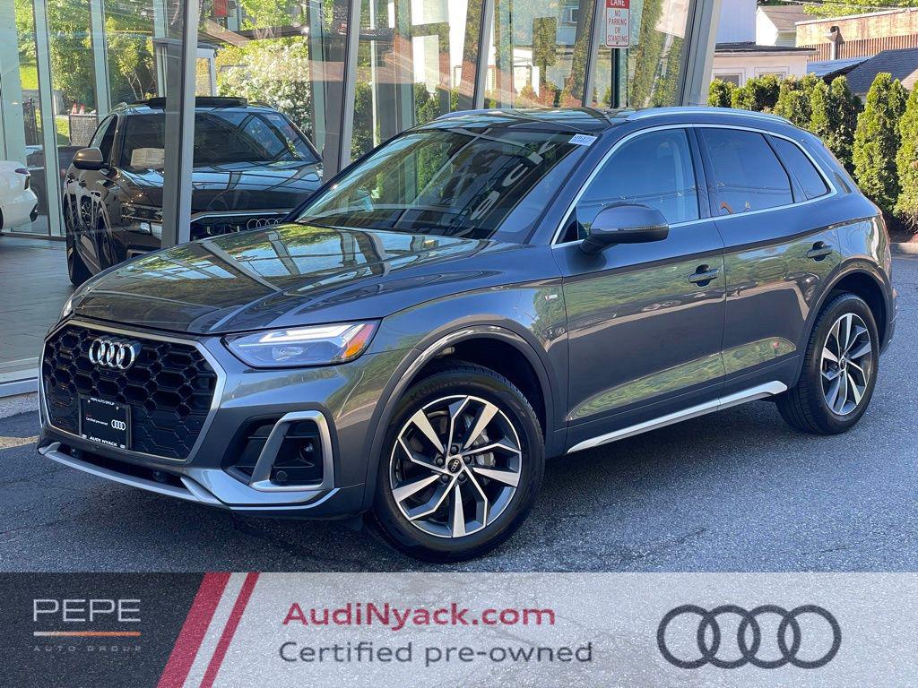 2023 Audi Q5 45 Premium Plus's photo