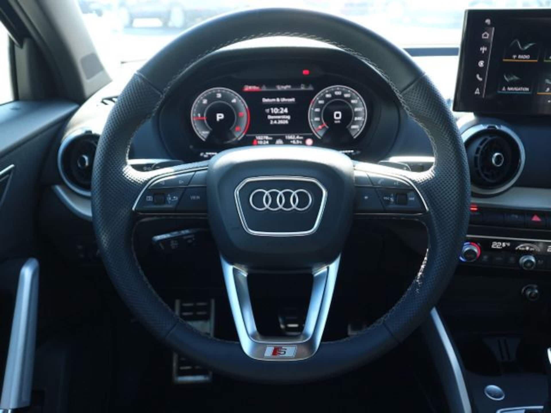 Audi Q2 S line