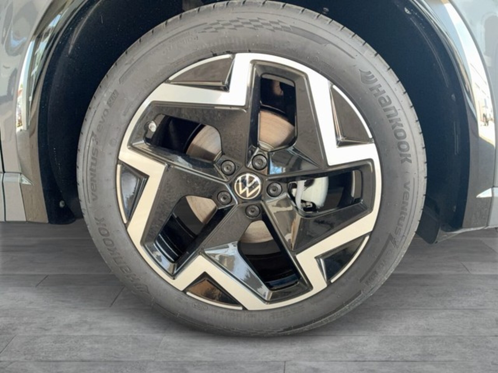 Volkswagen Tiguan – Bild 6