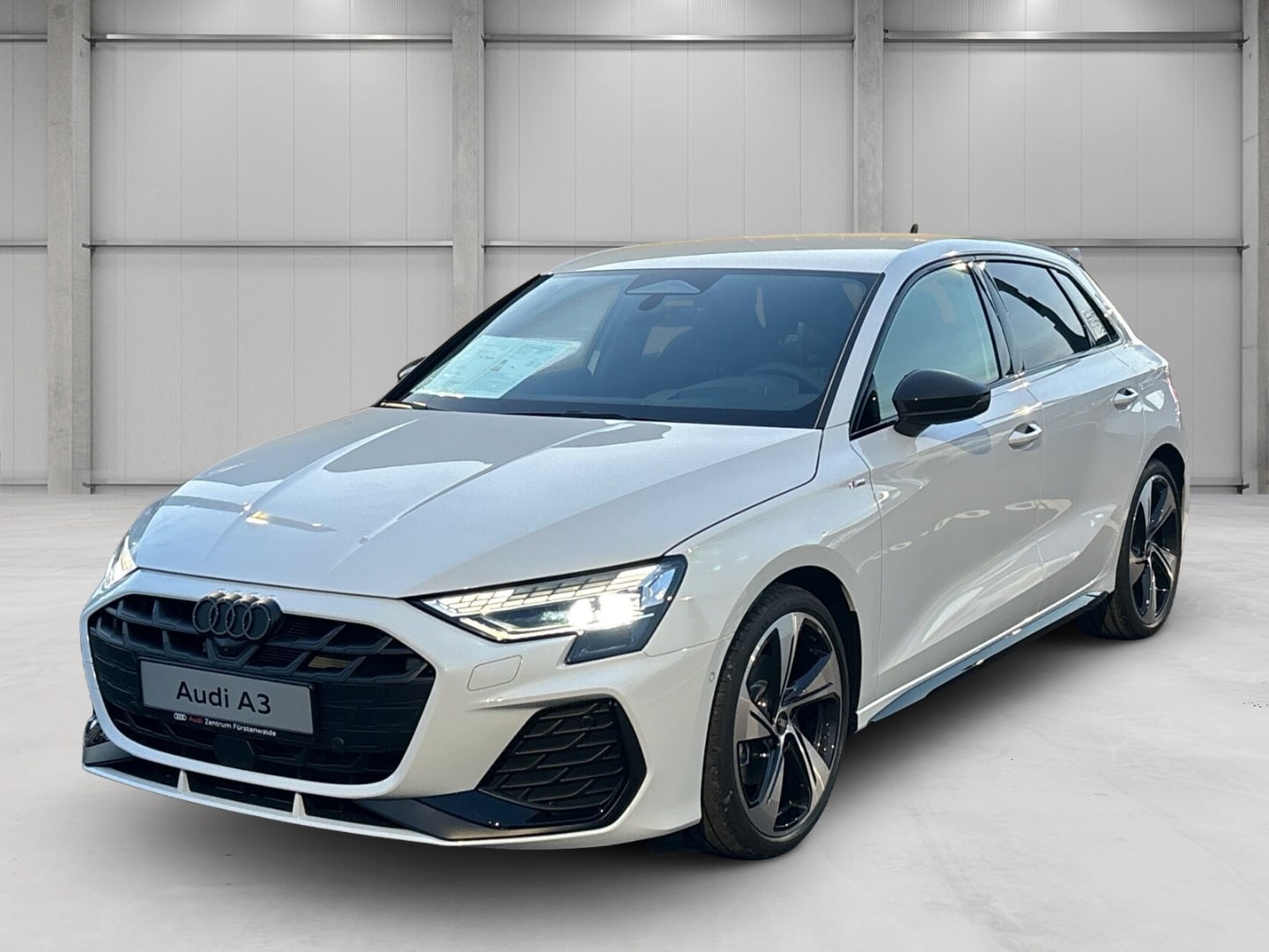 Bild über Audi A3 Sportback TFSI 110 kW S tronic - für weitere Informationen kontaktieren Sie den Audi Partner