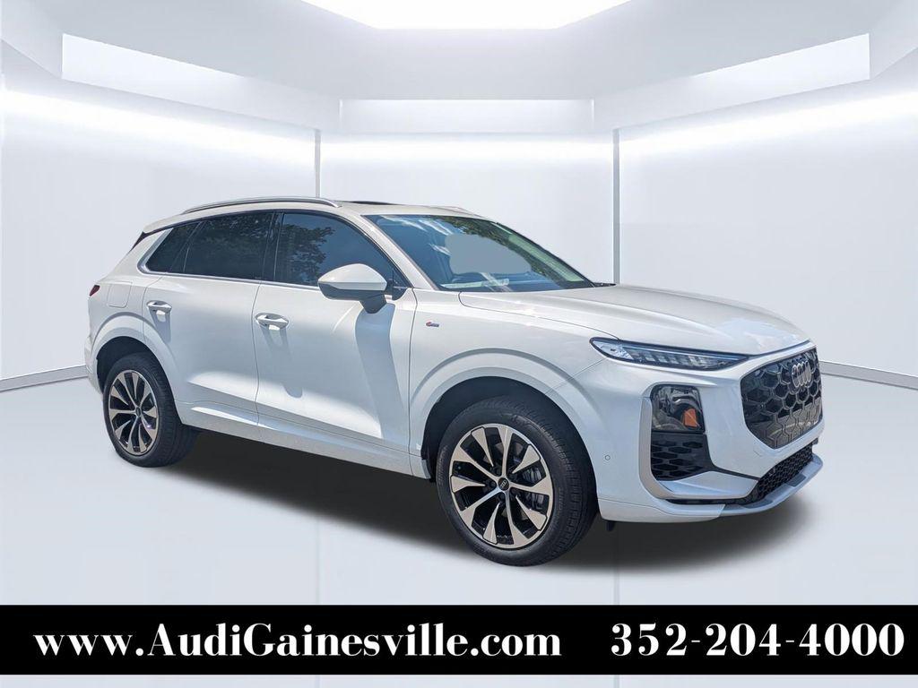 2026 Audi Q3 S line quattro's photo