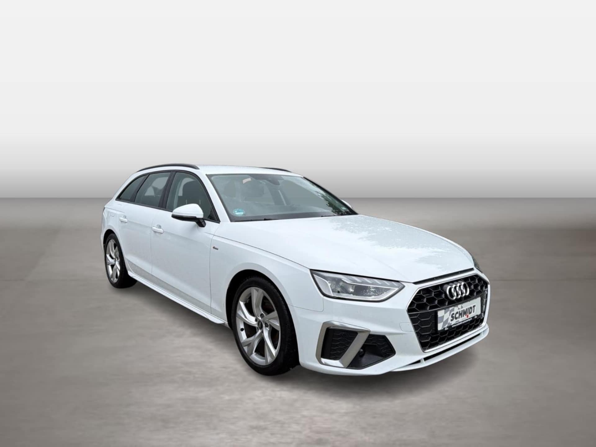 Audi A4 Avant S line
