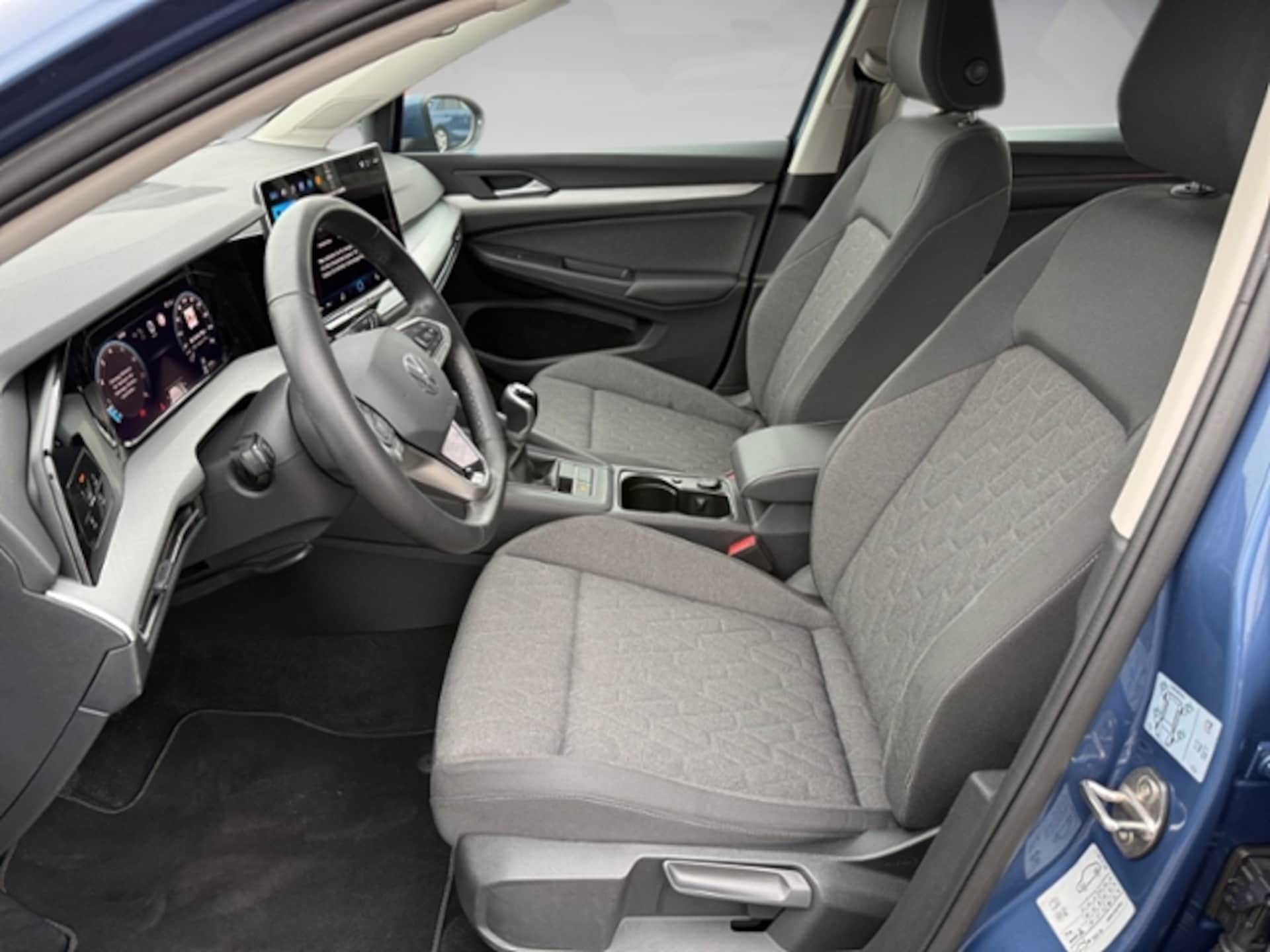 Volkswagen Golf Life