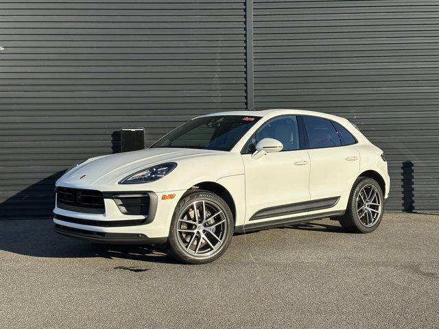 2025 Porsche Macan