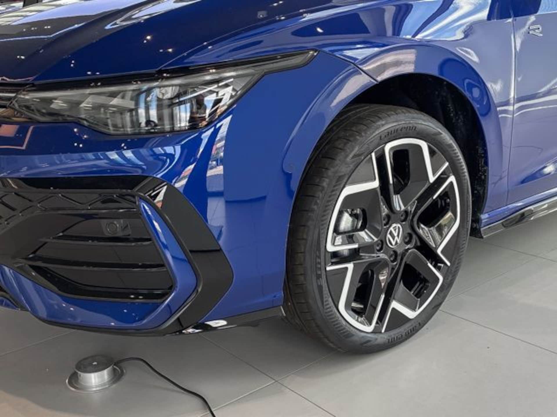 Volkswagen Golf Variant R-Line