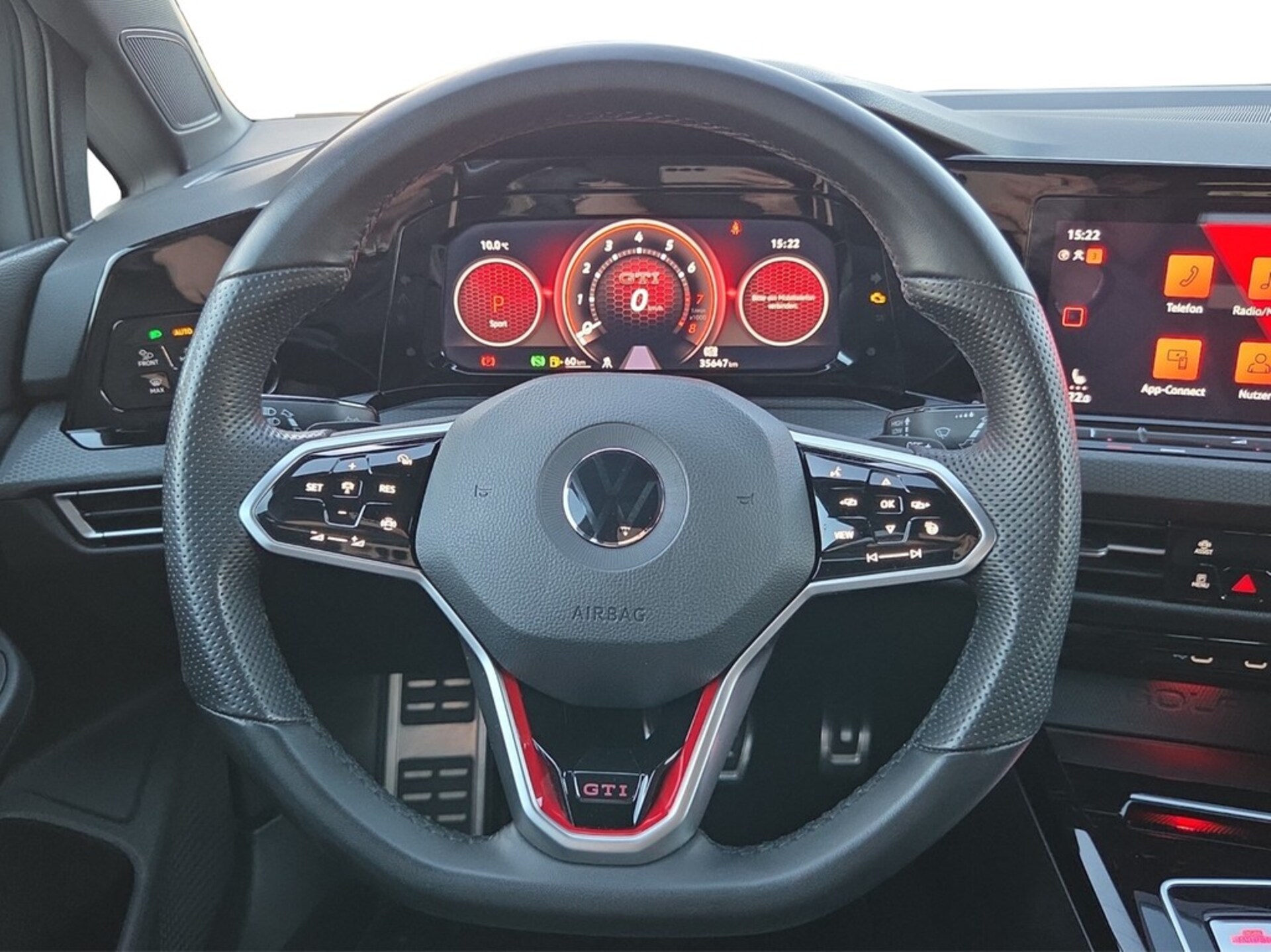 Volkswagen Golf GTI