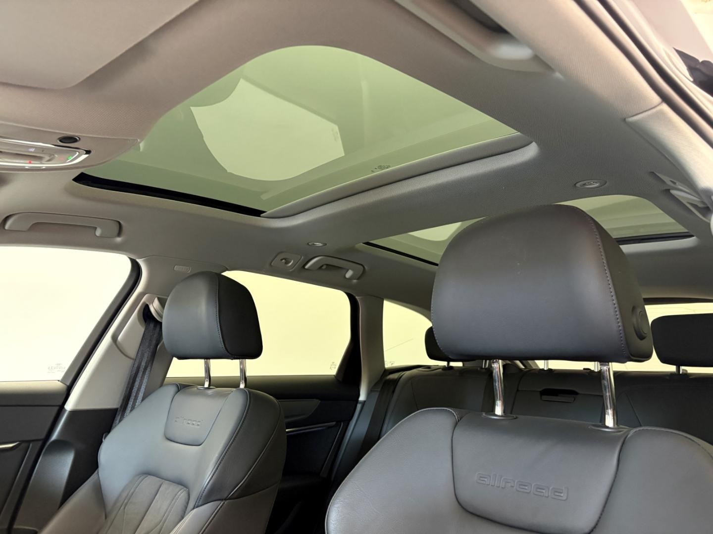 Bild über Audi A6 allroad quattro 45 TDI quattro S tronic - für weitere Informationen kontaktieren Sie den Audi Partner