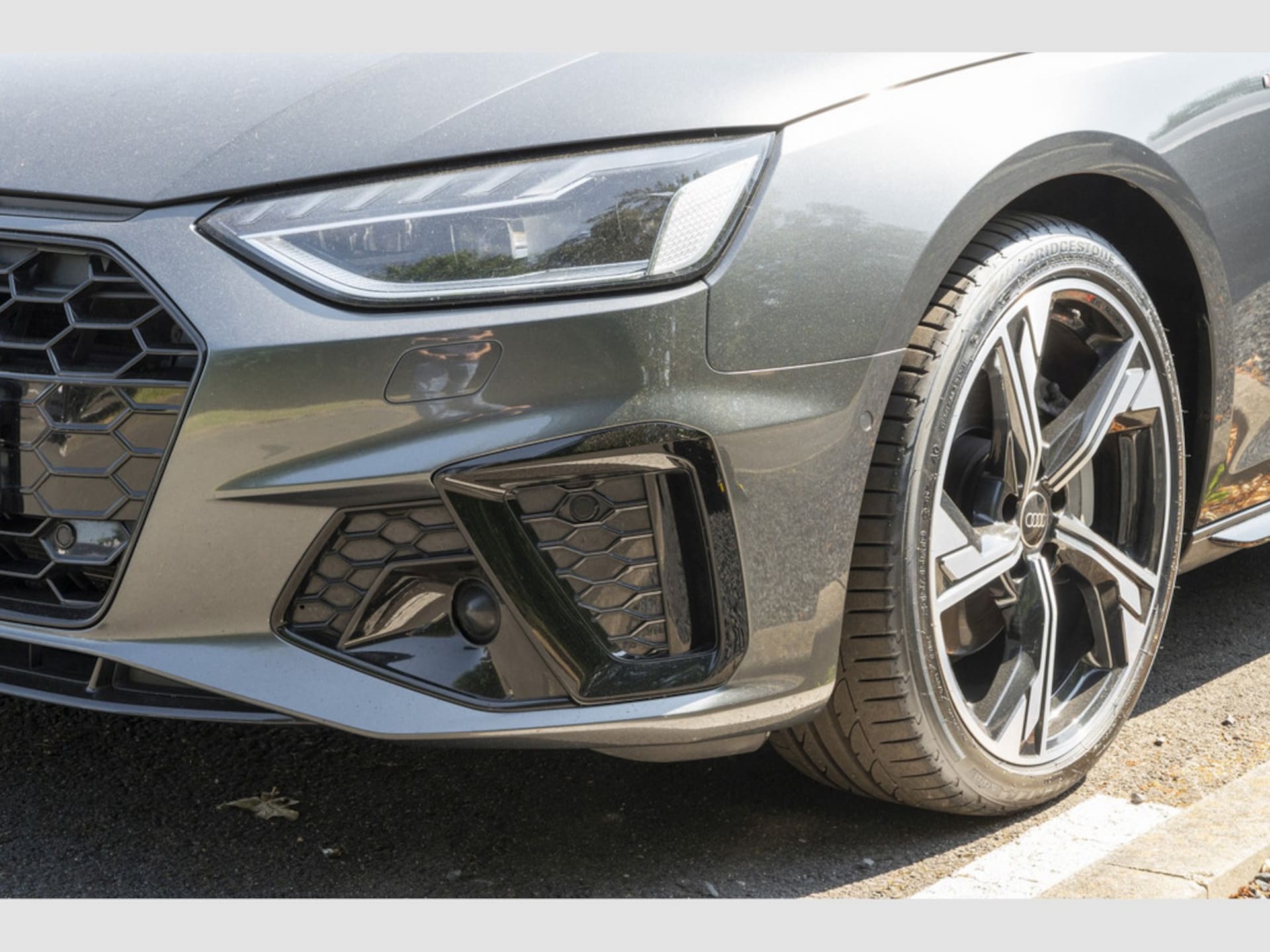 Audi A4 Avant S line