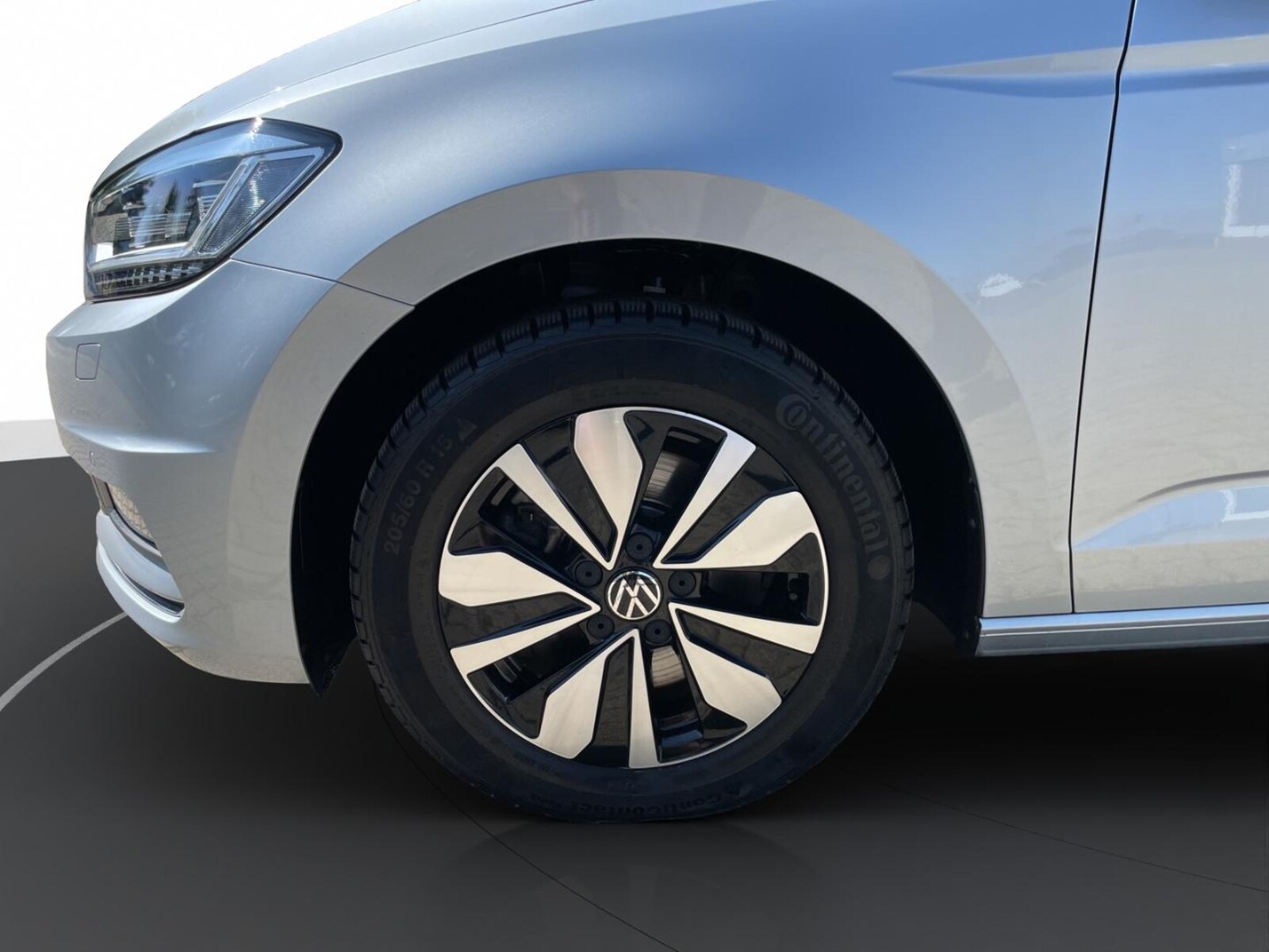 Volkswagen Touran – Bild 7