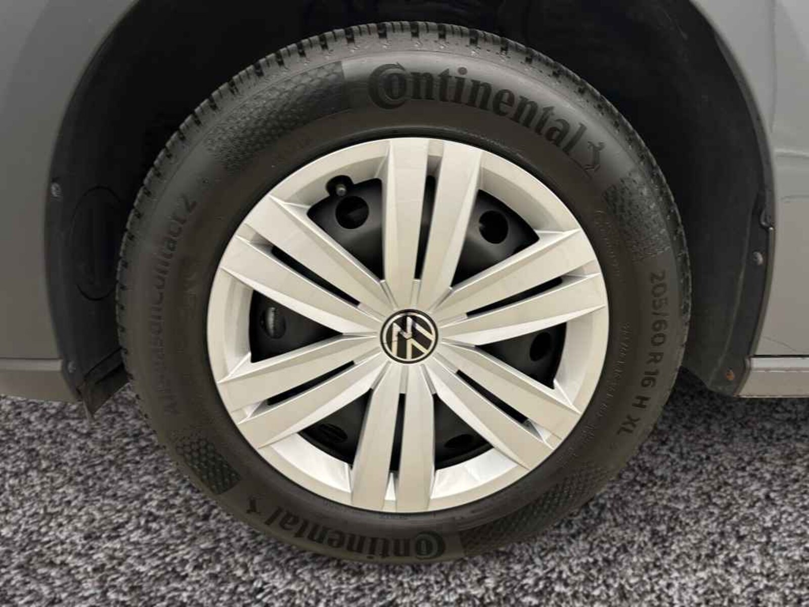 Volkswagen Caddy Maxi Cargo – Bild 4