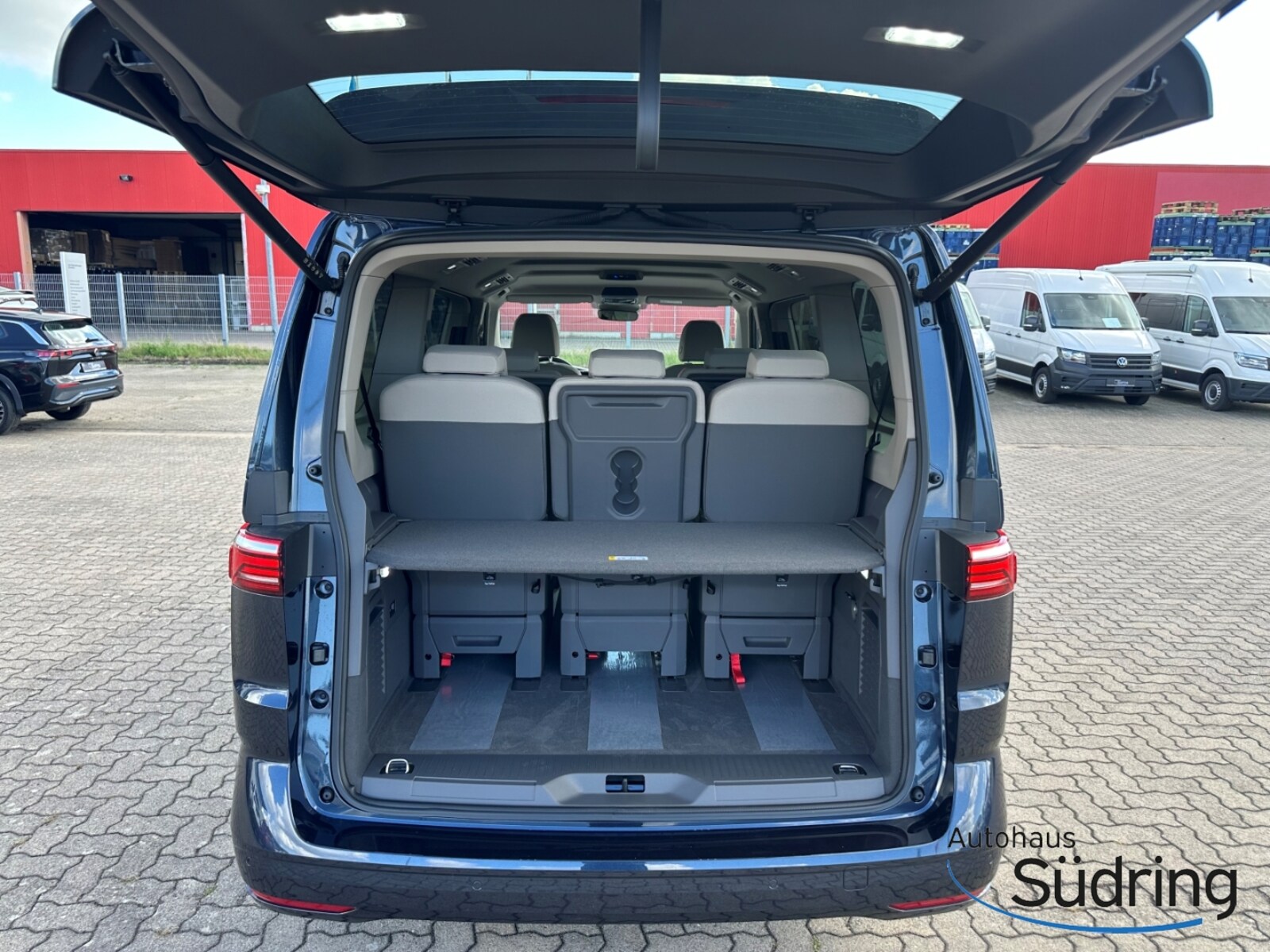Volkswagen Multivan Langversion – Bild 14